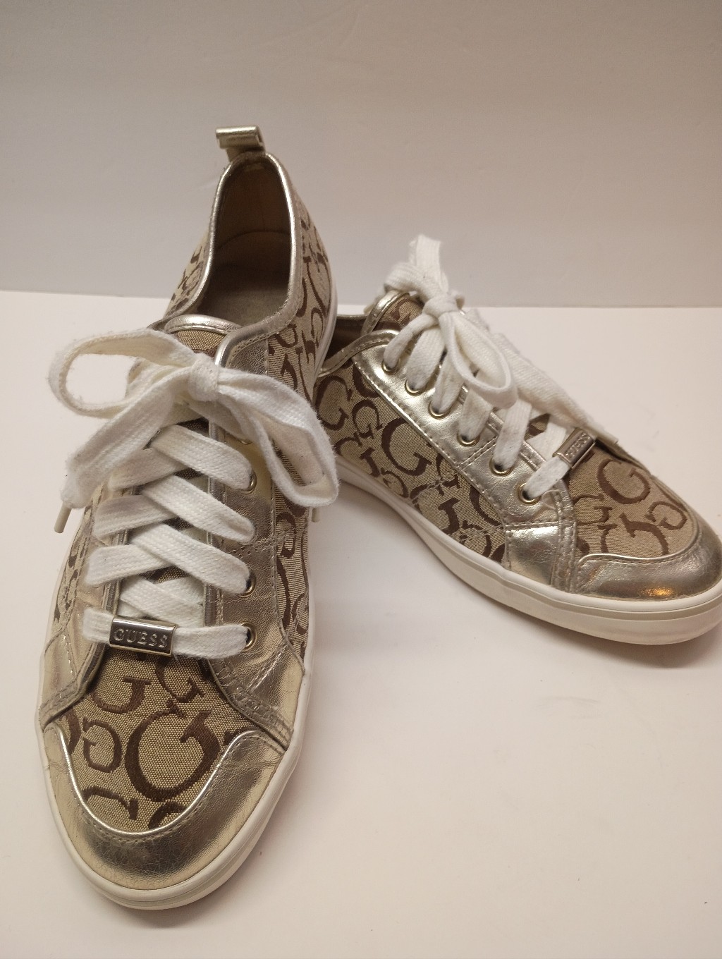 Guess Womens Size 8½ Goodly Sneakers Brown & Metallic
